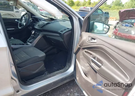 2015 Ford Escape Se z USA, uszkodzony, nr VIN 1FMCU9GX0FUB77167